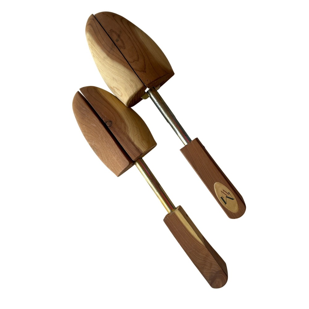 Unbranded Shoe Trees Mens Medium Brown Aromatic Red Cedar‎ Split Toe Adjustable